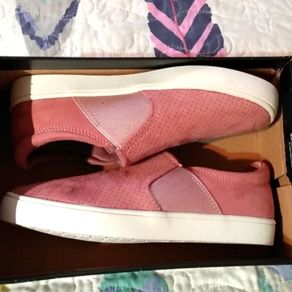 Girls Sneakers